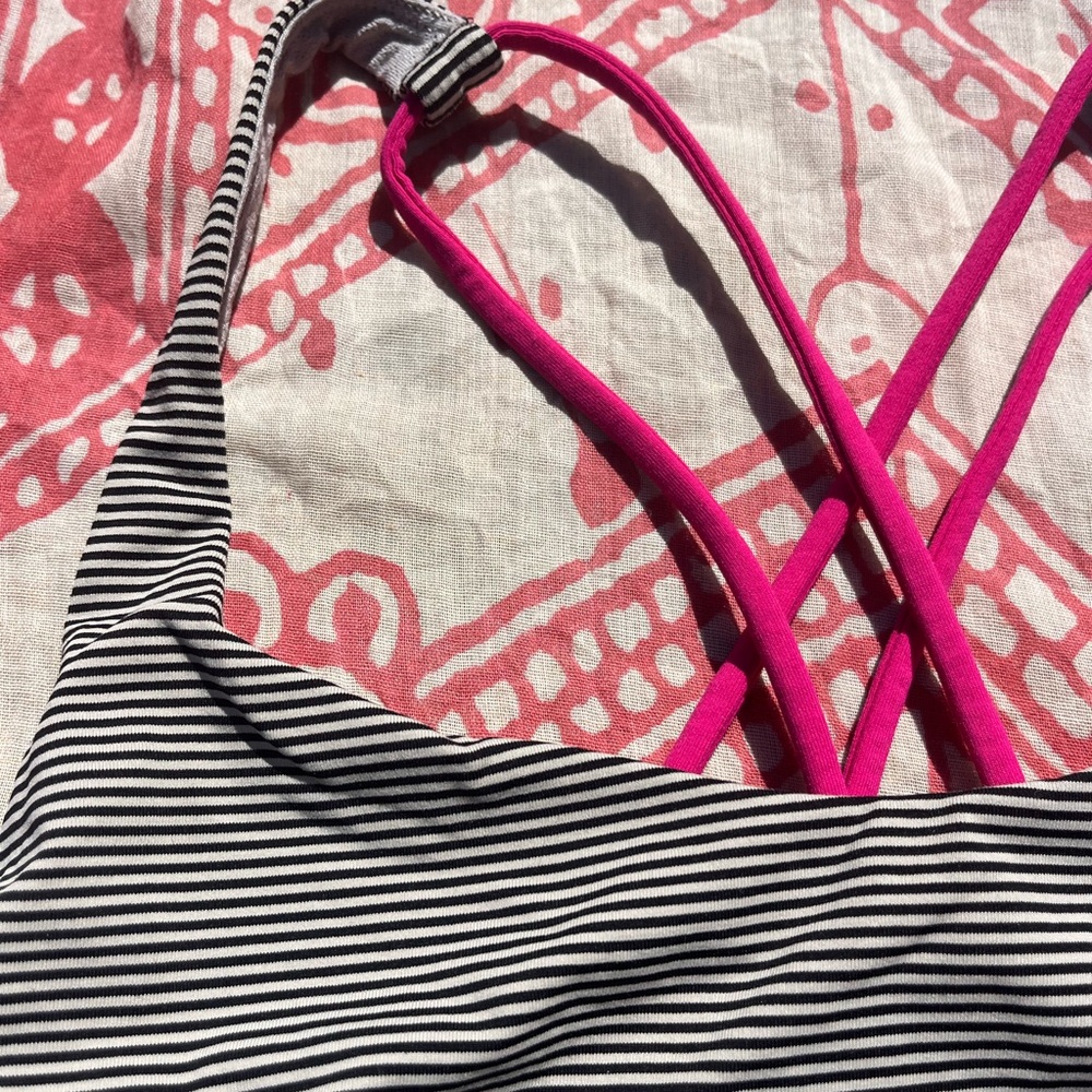 Lululemon Sports Bra - Picture 3 of 7